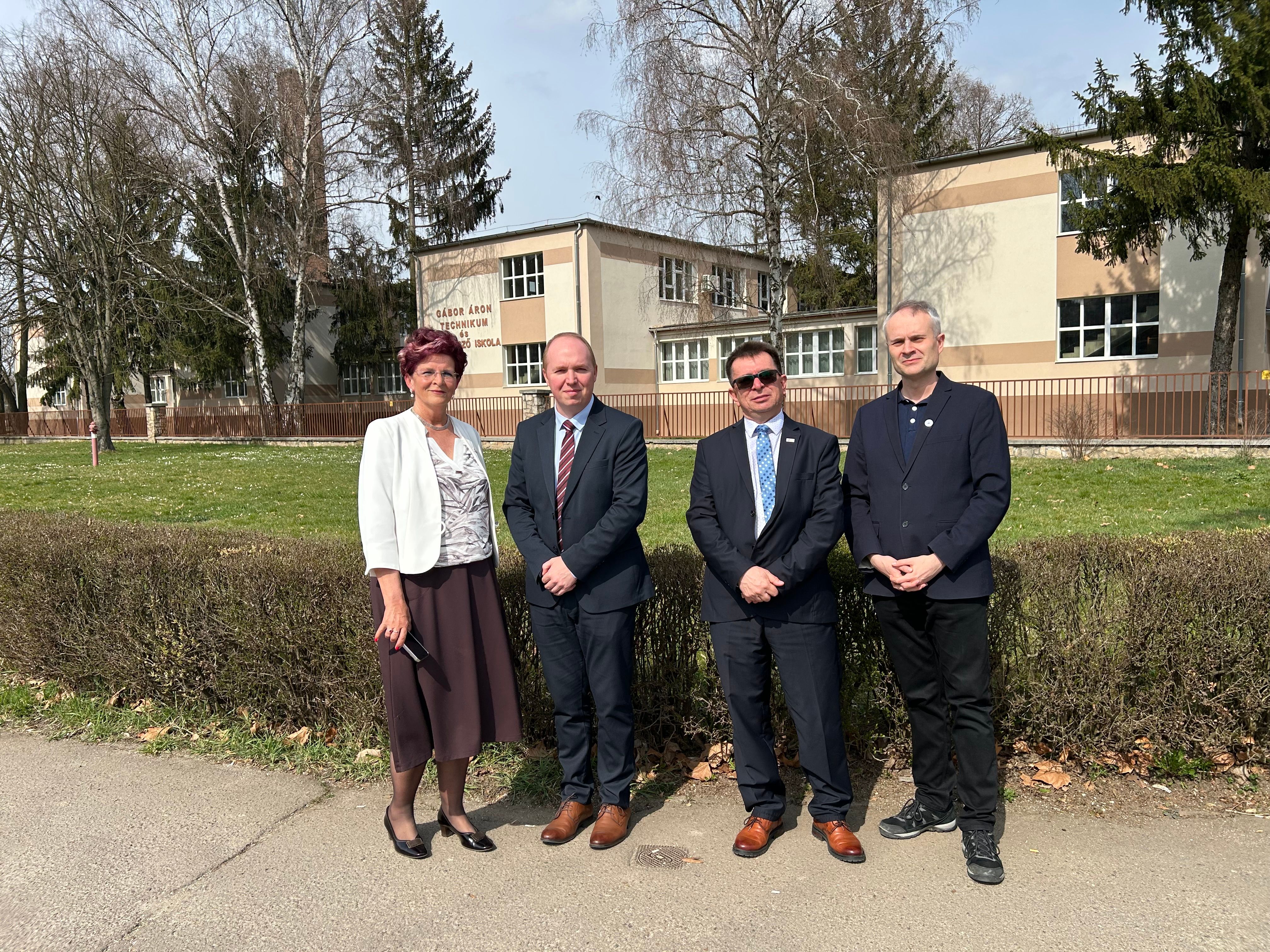 TANMŰHELY FEJLESZTÉS A GÁBOR ÁRONBAN